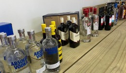 Polícia intensifica combate à falsificação de bebidas