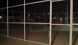 Menino de 10 anos morre após ser atingido na cabeça por trave de futebol em Criciúma