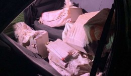Carga pesada de droga interceptada: 211 kg de maconha apreendidos na BR-467