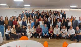 Parceria Unetri e Cresol Evolução promove Programa de Trilhas de Gestão e Liderança