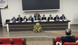 Câmara realiza primeira sessão solene de 2026 em homenagem a entidades e personalidades