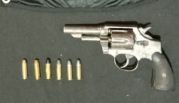 Polícia Militar prende homem por porte ilegal de arma de fogo