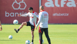 Flamengo e Inter iniciam disputa por vaga nas quartas