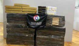 PM apreende mais de 118 quilos de maconha e medicamentos contrabandeados