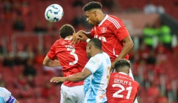 Inter sofre, erra até pênalti, mas marca nos acréscimos e vence o Maracanã pela Copa do Brasil