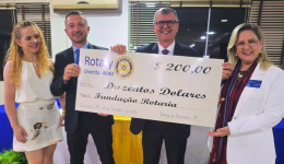 Rotary Club de Barracão recebe governador do Distrito 4640 em reunião festiva