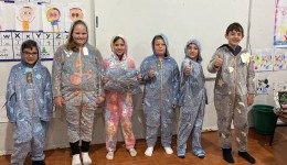 Educação recebe doação de agasalhos para alunos da rede municipal