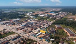 Casal instala câmeras voltadas para quarto de vizinha e é condenado por invasão de privacidade