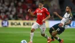 Com um a mais, Inter empata com o Atlético e desperdiça chance de abrir vantagem no Brasileirão