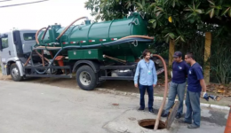 Casan inicia cobrança pelo programa de limpeza de fossas em seis municípios do Extremo-Oeste