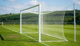 Assembleia aprova regras de segurança para instalação de traves de gol no Paraná