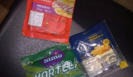 Idoso de 75 anos é preso suspeito de furtar alimentos em supermercado
