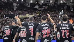 Vasco reage no segundo tempo, vira sobre o Fluminense e faz festa no Maracanã