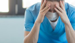 Até 40% dos profissionais da saúde relatam depressão, ansiedade e burnout no Brasil, aponta estudo da Fiocruz