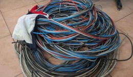 Suspeito é preso com cerca de 100 metros de fios furtados da Celesc
