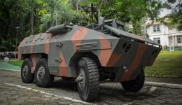 Polícia Militar de SC coloca blindado Urutu em operação