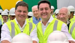 Ratinho Junior escolhe Sandro Alex como pré-candidato ao Governo do Paraná