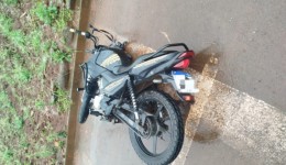 Carro e moto se envolvem em colisão no Novo Bairro e motociclista é conduzido ao hospital