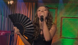 Gaby Scotton conquista 1º lugar no Programa Raul Gil com nota máxima