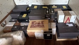 PF prende homem transportando cerca de 90 caixas de vinho irregular