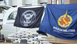 PF apreende cerca de 40 quilos de cocaína transportados em carro funerário