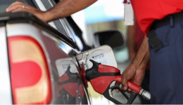 Petrobras anuncia reajuste no preço da gasolina