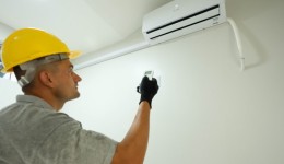 Governo do Estado entrega mais de 540 aparelhos de ar condicionado para hospitais e unidades regionais