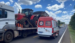 Criança de 11 anos é transferida após acidente com capotamento na BR-163