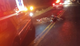 Motociclista morre após acidente com caminhão e carro na SC-283