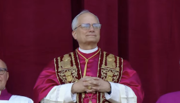 Robert Francis Prevost é o novo papa e escolhe o nome Leão XIV
