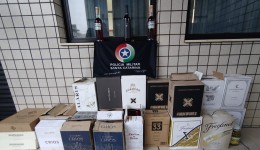 Casal é flagrado com 172 garrafas de vinhos argentinos sem desembaraço aduaneiro