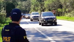 PRF reforça fiscalização nas rodovias federais de SC durante feriado do Dia do Trabalhador