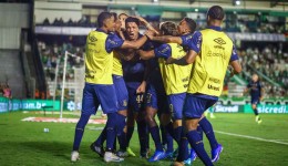 Grêmio elimina Juventude nos pênaltis e decide o Gauchão com o Inter