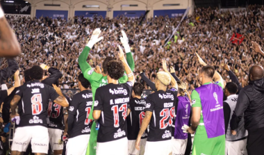 Vasco vence o Santa Fe e avança à semifinal da Sul-Americana