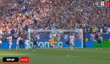 Marrocos e França avançam às quartas de final