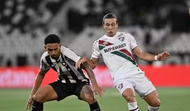Botafogo se impõe, vence o Fluminense e engata oitava vitória seguida sobre o rival