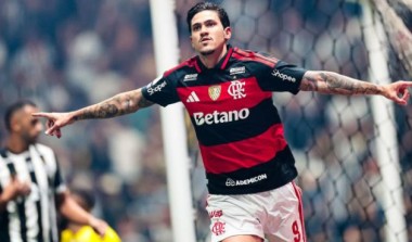 Flamengo goleia o Atlético-MG fora de casa e engata sétima vitória seguida