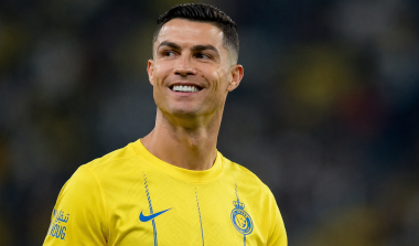 Cristiano Ronaldo marca duas vezes e conquista primeiro título saudita com o Al-Nassr