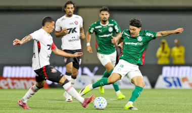 Palmeiras goleia o Vitória em Barueri e amplia sequência invicta como mandante