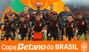 Athletico vence o Vitória e abre vantagem nas oitavas da Copa do Brasil