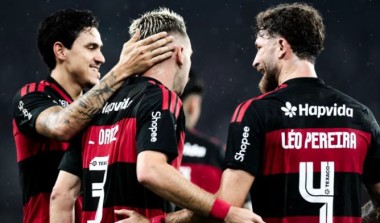 Flamengo vence o Remo no Maracanã e emplaca quarta vitória seguida no Brasileirão