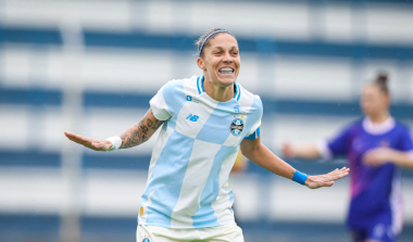 Grêmio Feminino goleia na estreia em casa pelo Gauchão