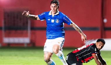 Grêmio perde para o Vitória por 1 a 0 em Salvador