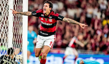 Flamengo reage no segundo tempo e vira sobre o Santos no Maracanã em domingo de Páscoa