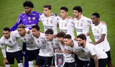 Timão vence o Barra-SC e garante vaga nas oitavas da Copa do Brasil 2026