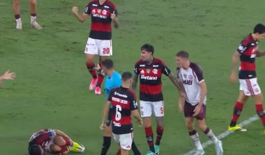 Flamengo é castigado pelo Lanús na prorrogação, perde a Recopa no Maracanã e soma segundo vice na temporada