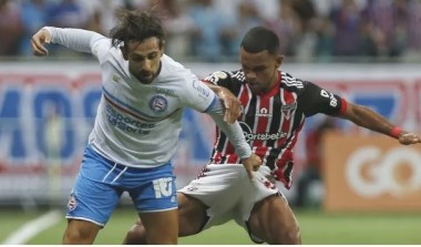 São Paulo vence a primeira como visitante e mantém o Bahia no Z-4