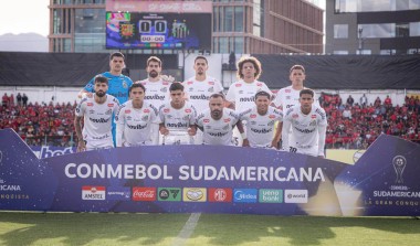 Santos estreia com derrota na Sul-Americana diante do Deportivo Cuenca