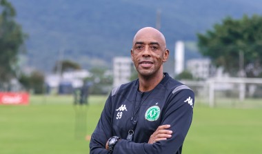 Chapecoense anuncia Glydiston Ananias como novo preparador físico