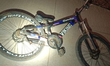 Polícia Militar recolhe bicicleta de procedência duvidosa durante abordagem
